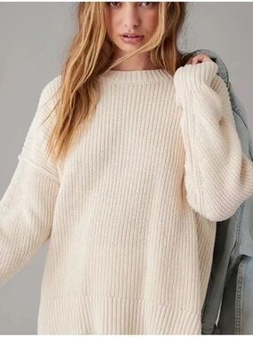 AE Long Weekend Crewneck Sweater in Cream XXS